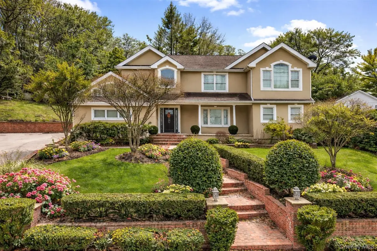 4 2nd Street, Woodbury, NY 11797 - #1