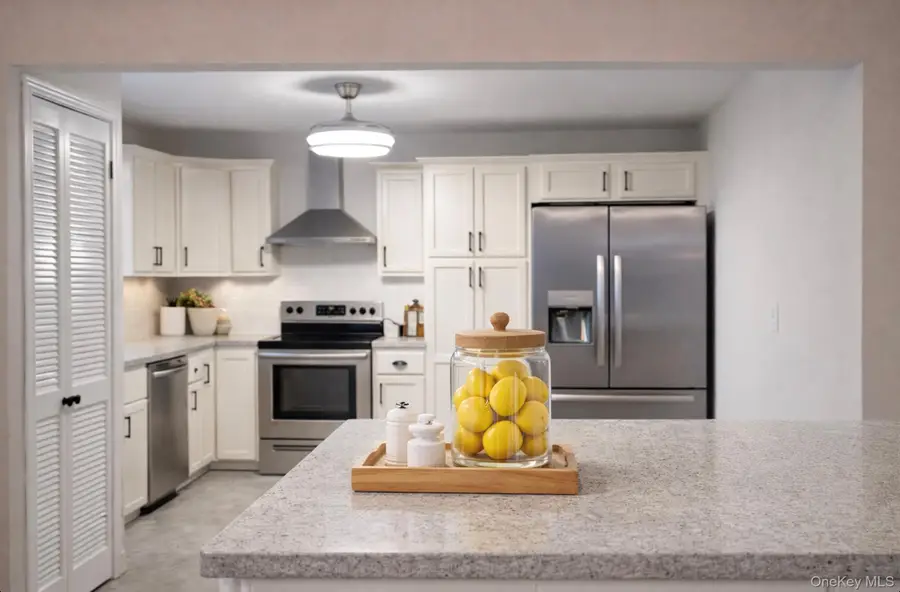 56 Wylde Road, Mount Sinai, NY 11766 - #3