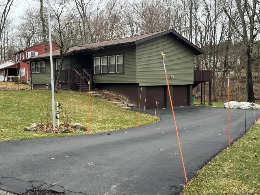 32 Sachson Place, Wappingers Falls, NY 12590 - #3