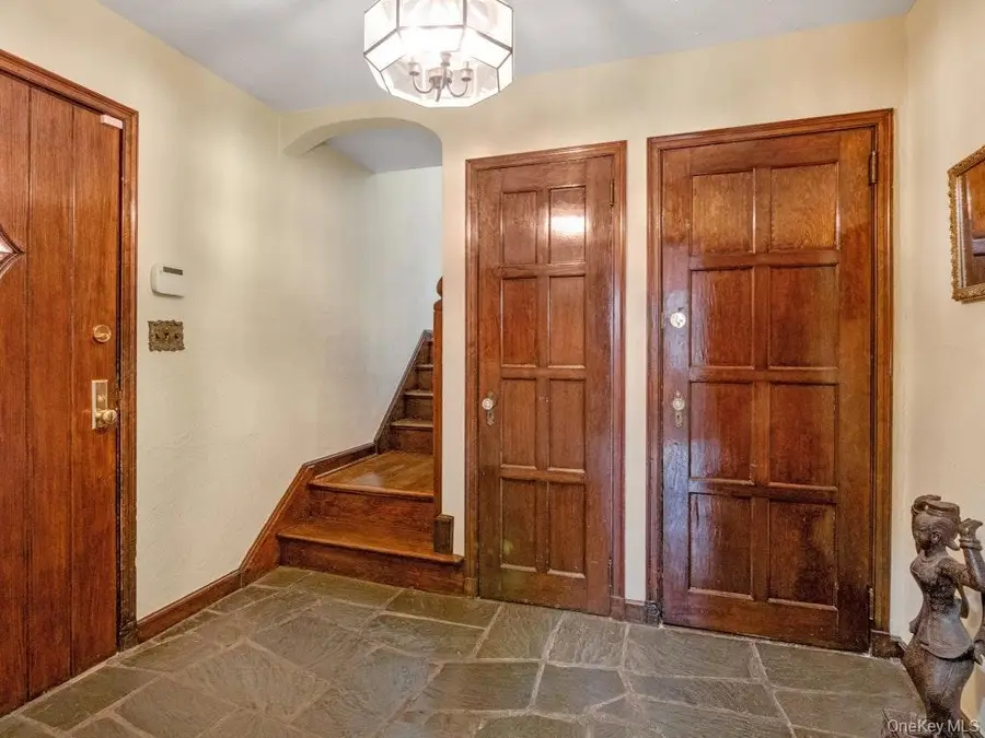 88 Stockbridge Road, Yonkers, NY 10710 - #3