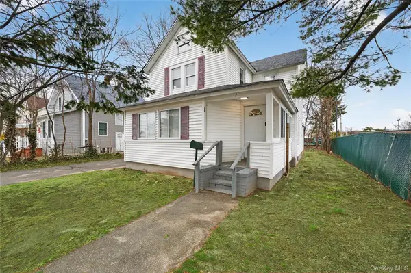 21 Maple Avenue, Port Jefferson, NY 11776