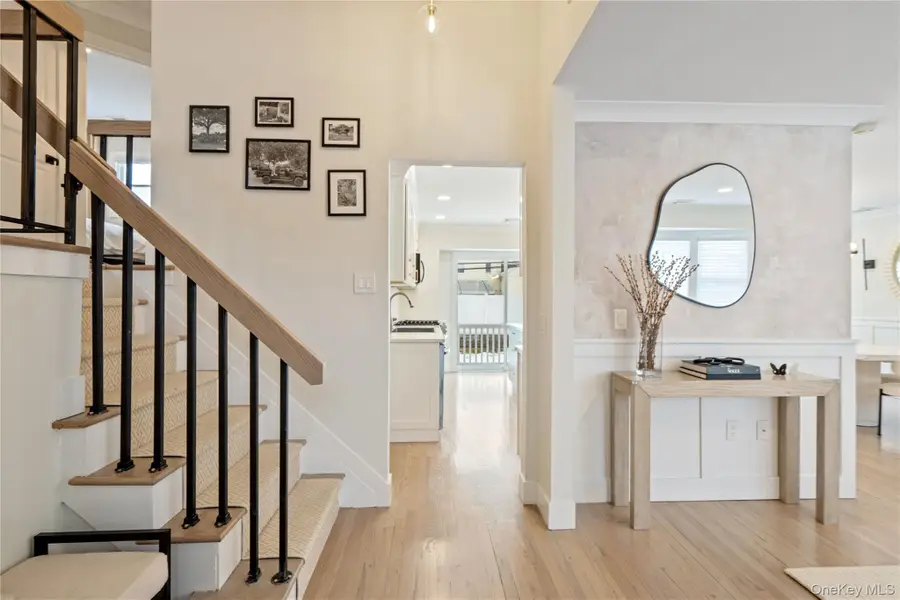 36 Stauber Drive, Plainview, NY 11803 - #2