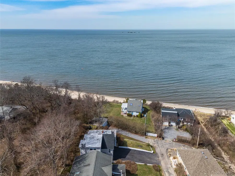 31 W Fairview Avenue, Northville, NY 11901 - #3