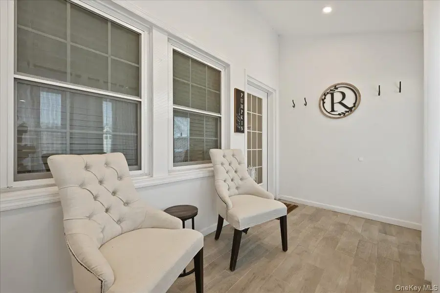 17 Meadow Street, Garden City, NY 11530 - #3