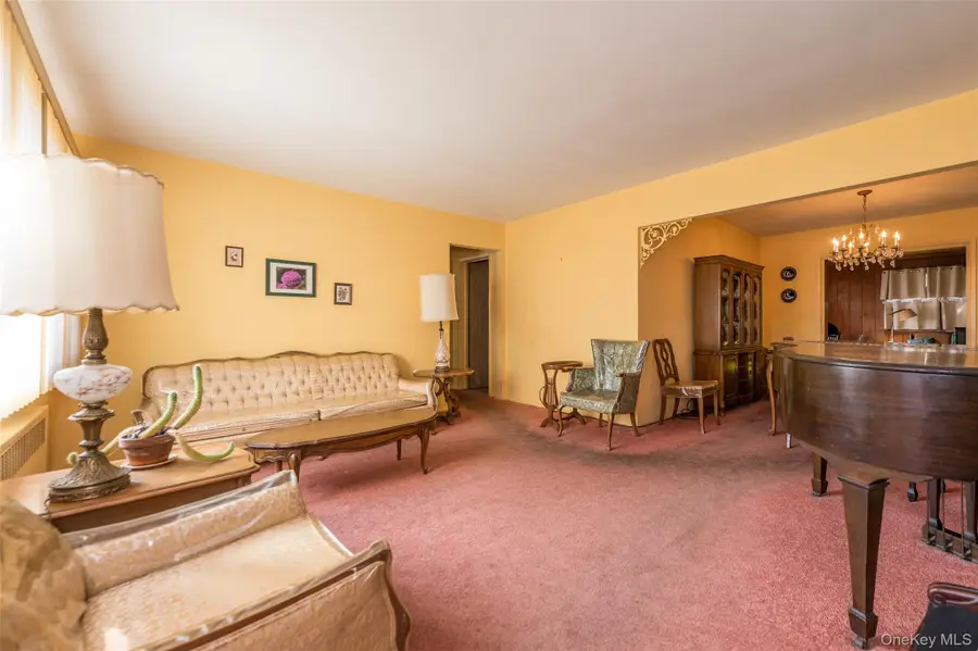 770 Palmetto Drive, Franklin Square, NY 11010 - #2