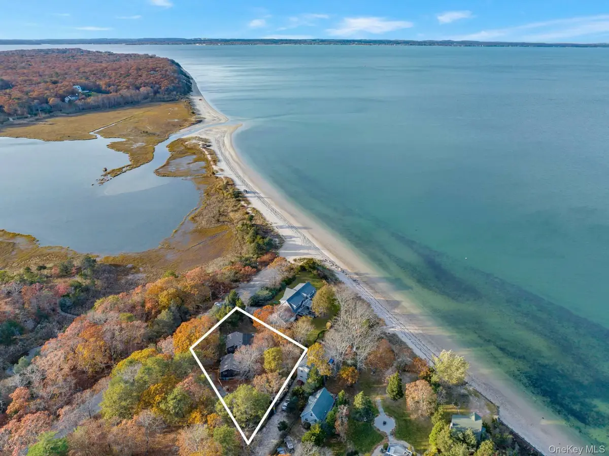 14 E Landing Road, Hampton Bays, NY 11946 - #1