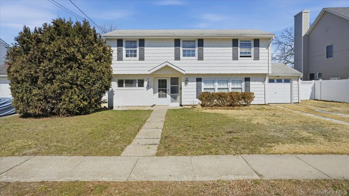199 N Delaware Avenue, Massapequa, NY 11758 - #1