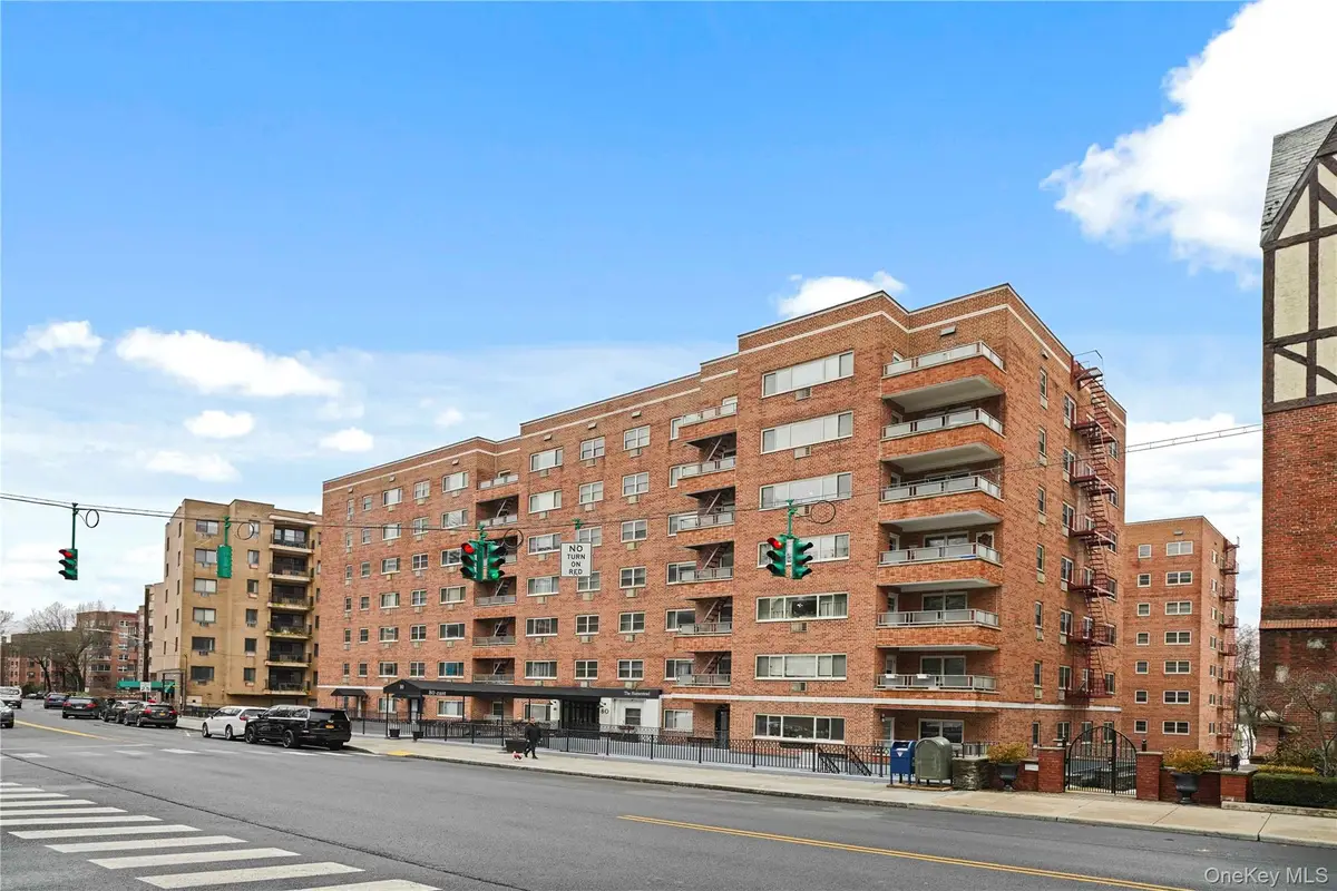 80 E Hartsdale Avenue #712, Hartsdale, NY 10530 - #1