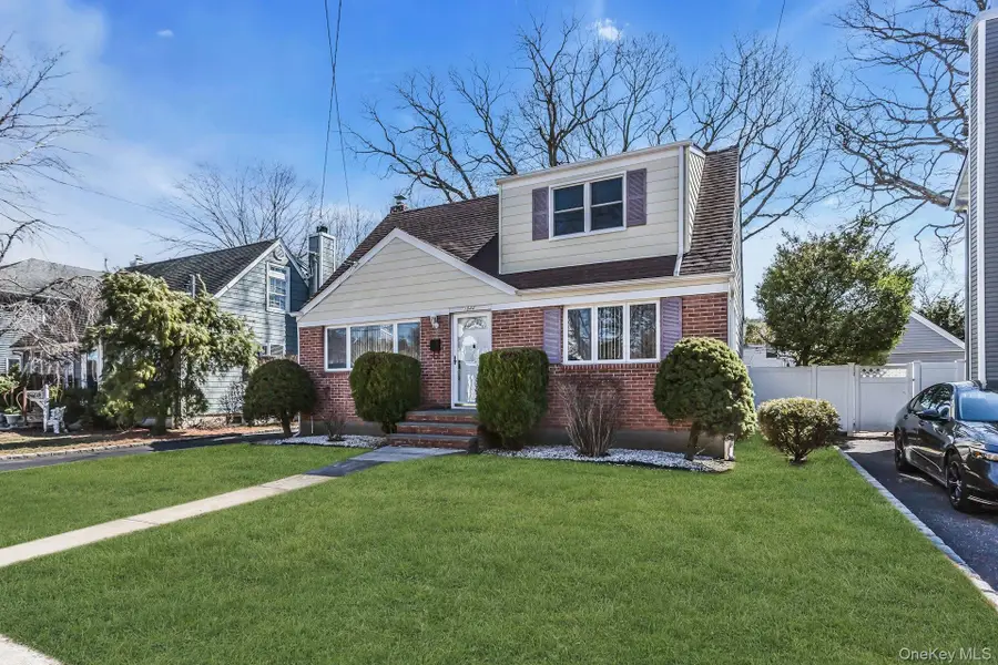 1844 Old Mill Road, Merrick, NY 11566 - #2