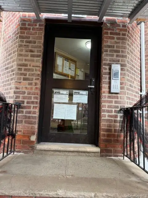 138-36 68th Drive #1B, Kew Garden Hills, NY 11367