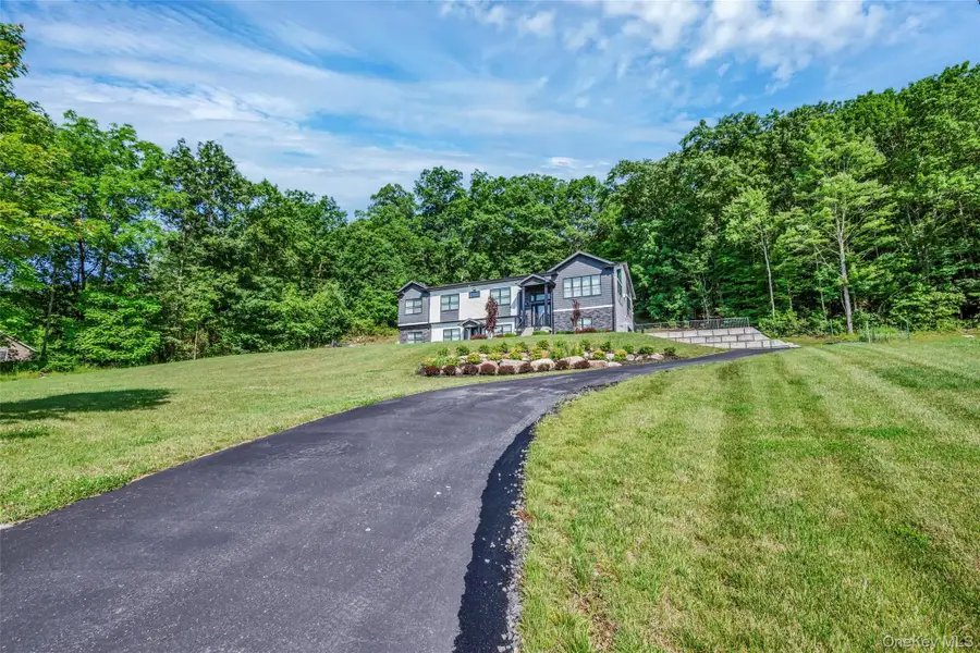 31 Walnut Ridge Lane, Bloomingburg, NY 12721 - #2