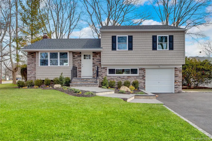 10 Poet Lane, Greenlawn, NY 11740 - #2