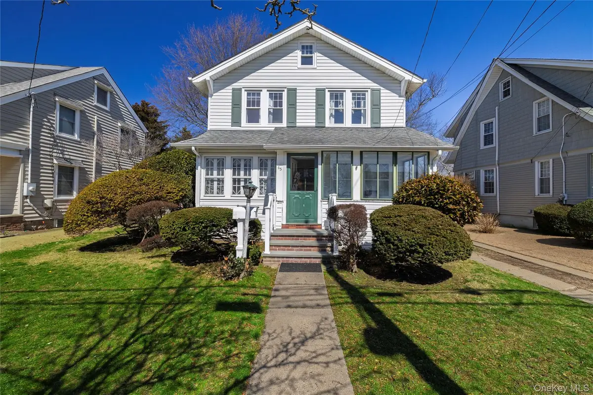 65 Jarvis Place, Lynbrook, NY 11563 - #1