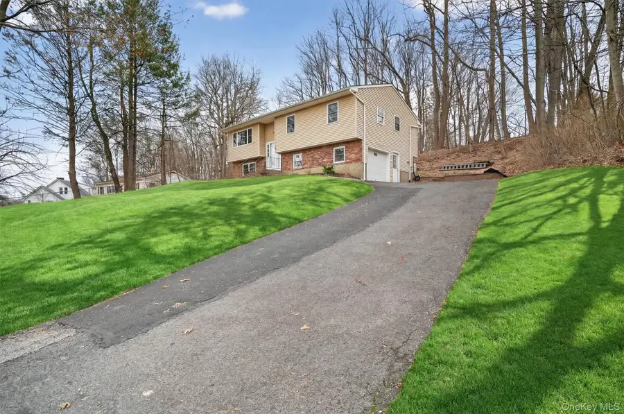 28 Olympus Road, Highland Mills, NY 10930 - #2