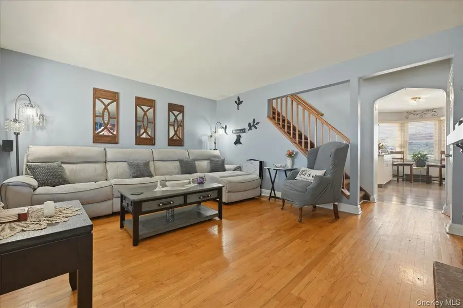 2 Squirrel Drive, East Rockaway, NY 11518 - #3