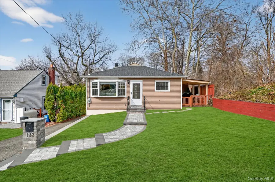 128 S Highland Avenue, Ossining, NY 10562 - #2