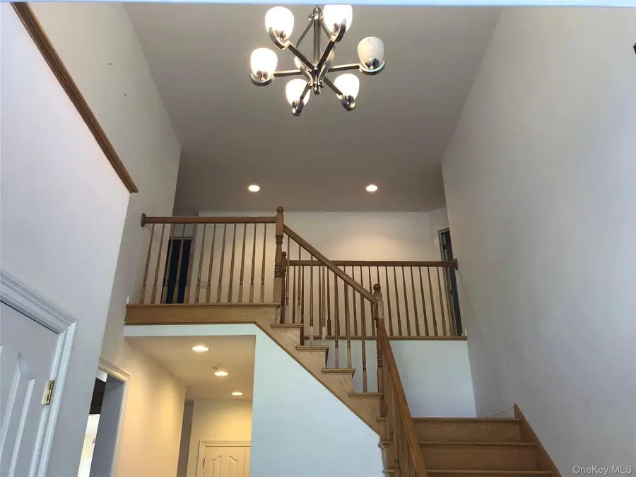 18 Crosshill Road, Eastchester, NY 10709 - #2