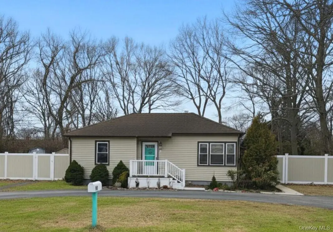 42 Pinetop Drive, Shirley, NY 11967 - #1