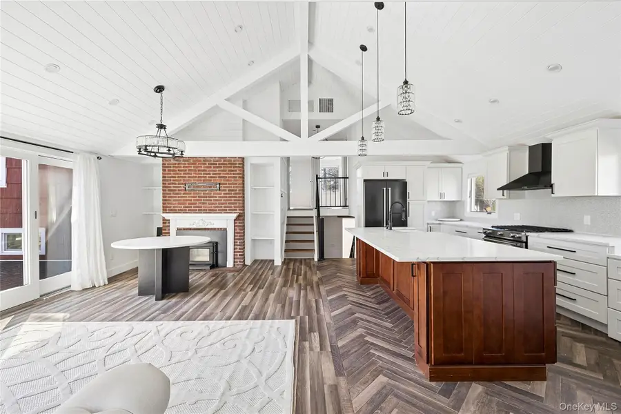 14 Suydam Drive, Melville, NY 11747 - #3