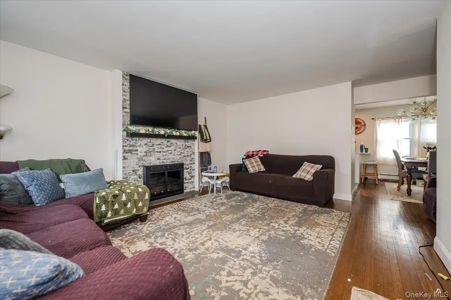 18 Cambridge Drive, Babylon, NY 11702 - #2