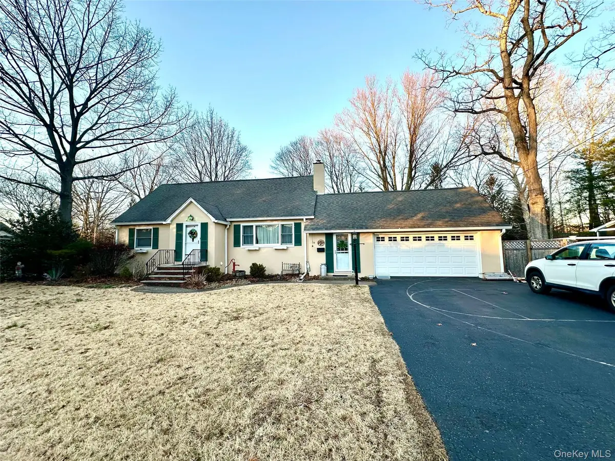 4 Sylvan Way, Suffern, NY 10901 - #1