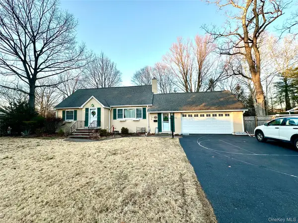 4 Sylvan Way, Suffern, NY 10901