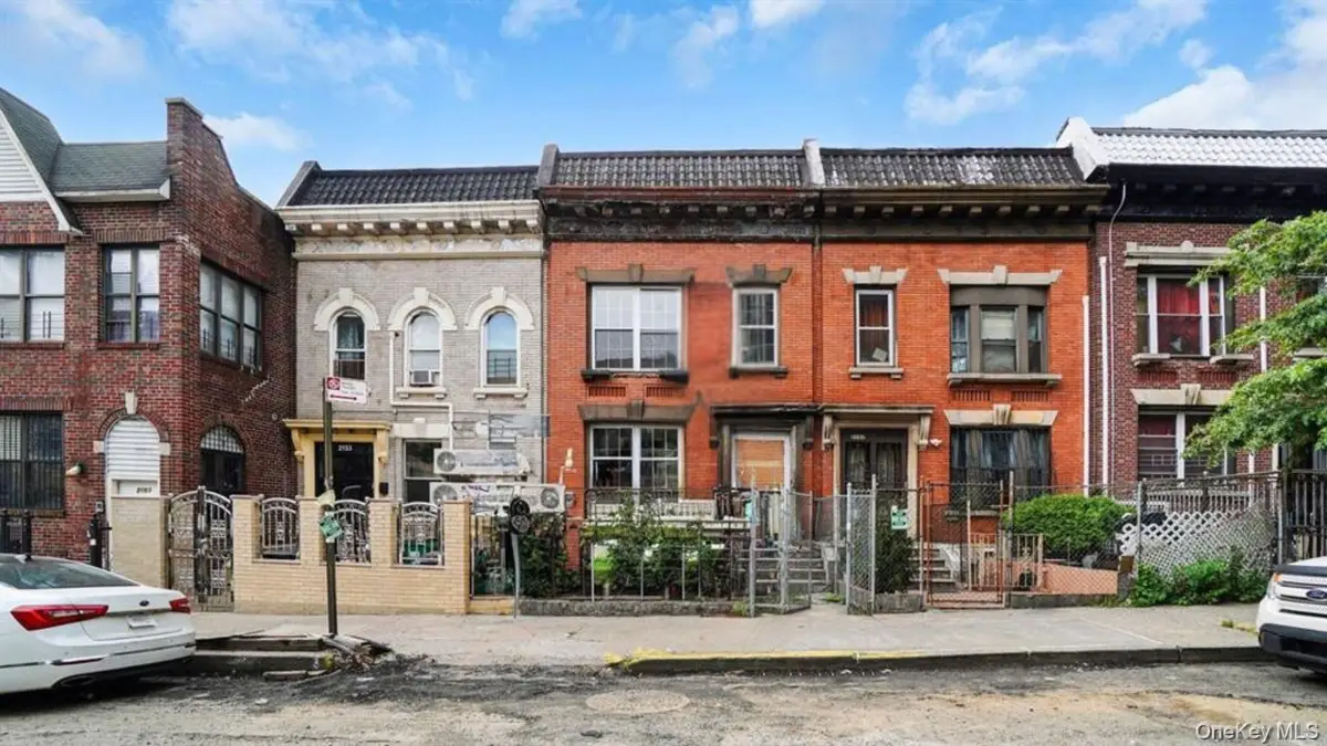 2155 Walton Avenue, Bronx, NY 10453 - #1