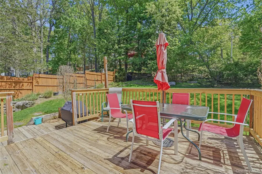324 Walnut Avenue, New Windsor, NY 12553 - #3