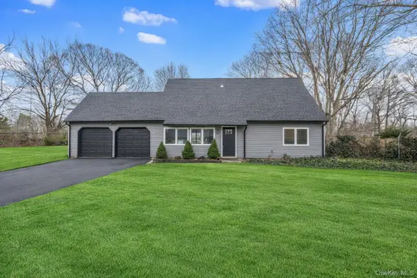 15 Harford Drive, Coram, NY 11727