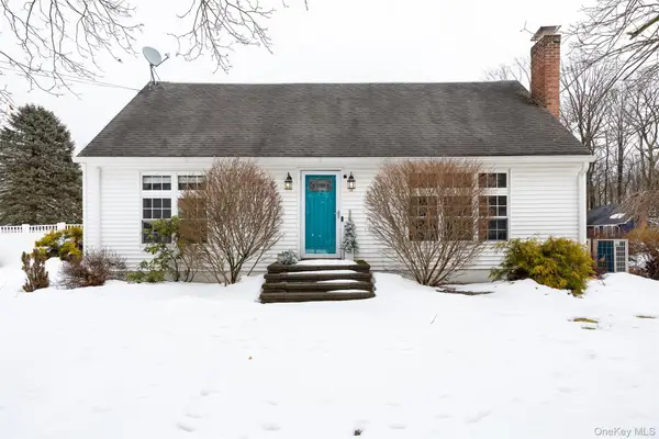 12 Valley View Road, Hyde Park, NY 12538