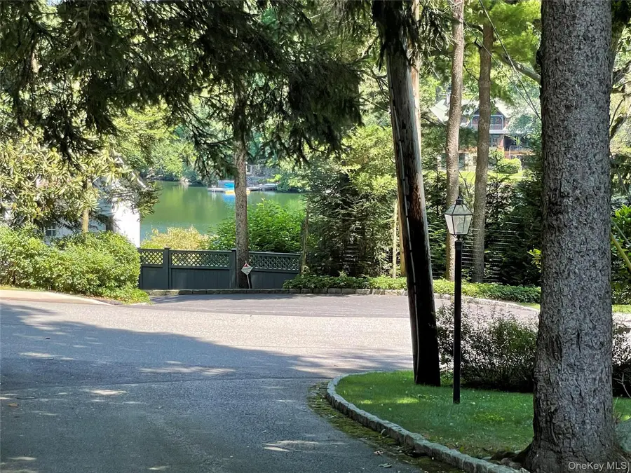 3 N Lake Road, Armonk, NY 10504 - #3