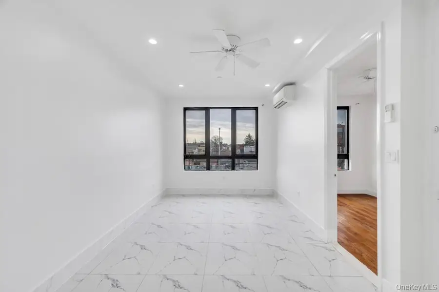 125-11 101st Avenue, South Richmond Hill, NY 11419 - #3