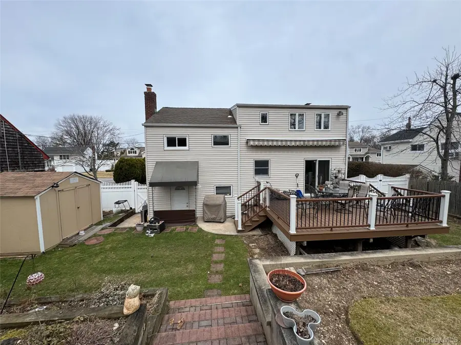 26 Bowden Drive, Huntington Station, NY 11746 - #2