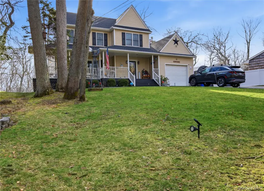 38 Elizabeth Drive, Wading River, NY 11792 - #2