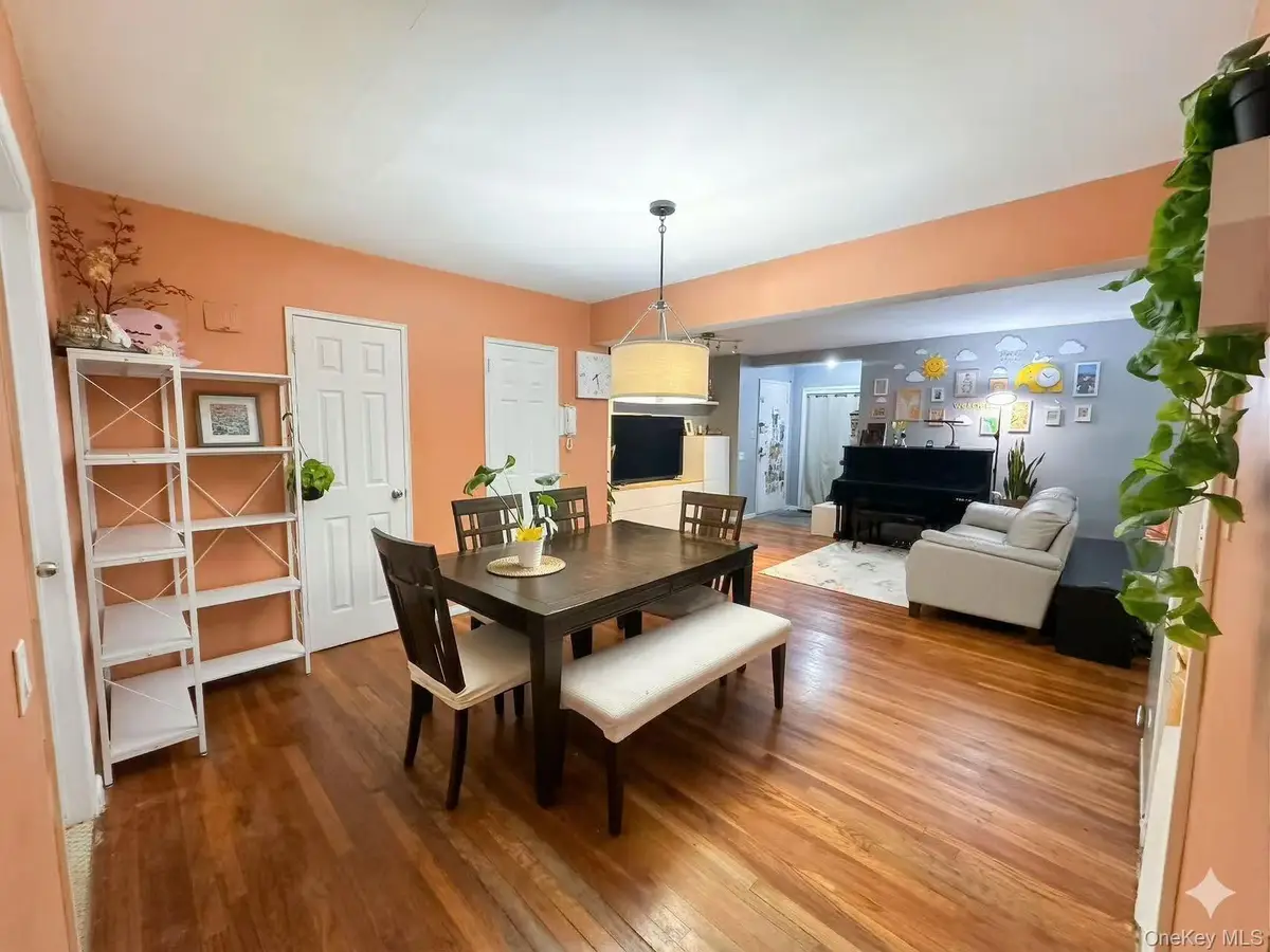 224-24 Union Turnpike #4R, Oakland Gardens, NY 11427 - #1