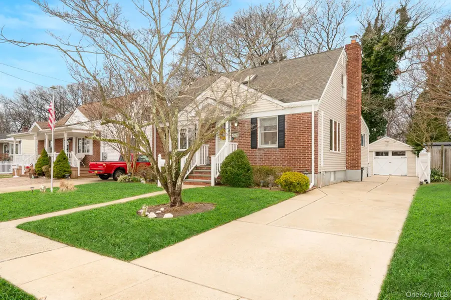 2420 Willow Street, Wantagh, NY 11793 - #3