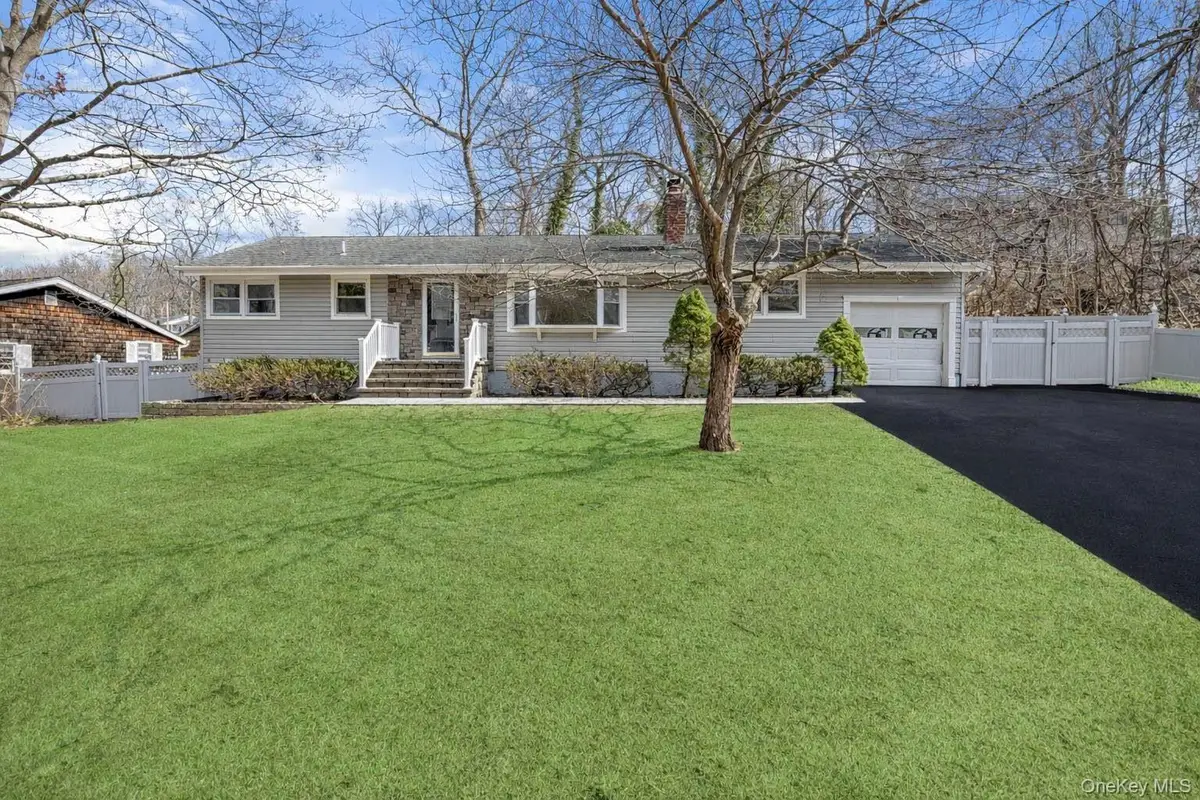 75 Hawthorne Road, Kings Park, NY 11754 - #1