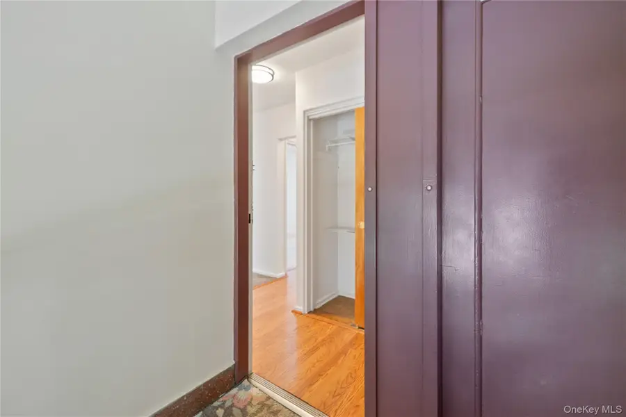 8 Lawrence Drive #C, White Plains, NY 10603 - #3