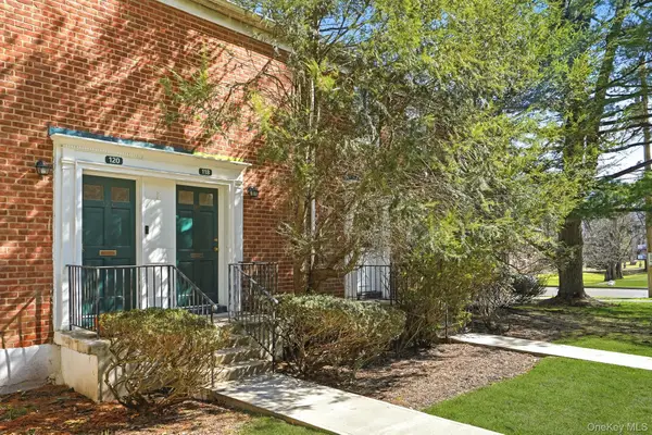 9 Fieldstone Drive #118, Hartsdale, NY 10530