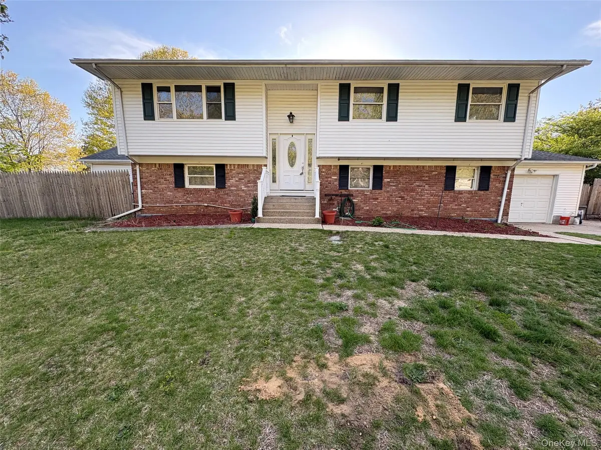 16 Linden Street, Coram, NY 11727 - #1