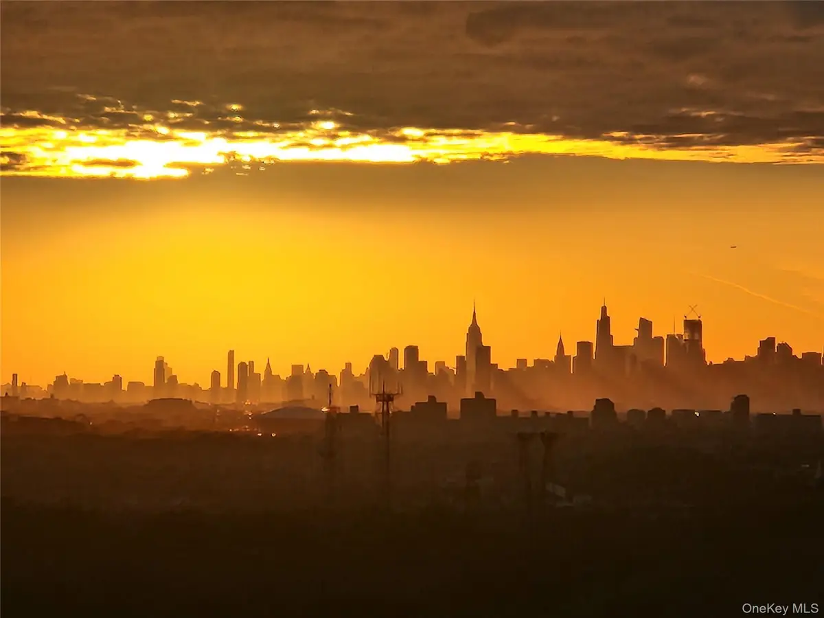 26910 Grand Central Parkway #21V, Queens, NY 11005 - #1