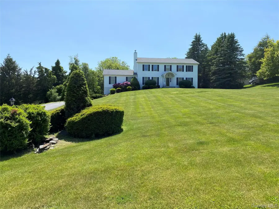 94 Stowe Drive, Poughquag, NY 12570 - #2