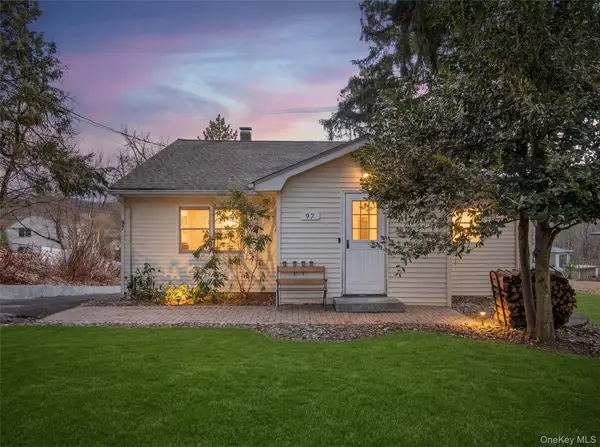 97 Ridge Road, Valley Cottage, NY 10989