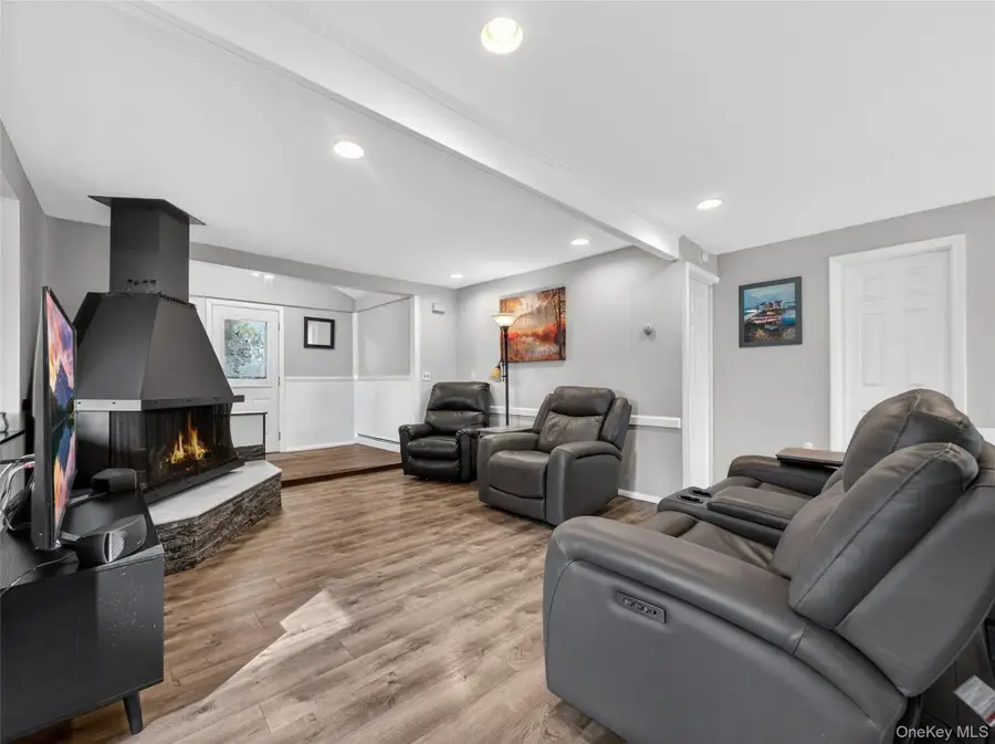 97 Ridge Road, Valley Cottage, NY 10989 - #3