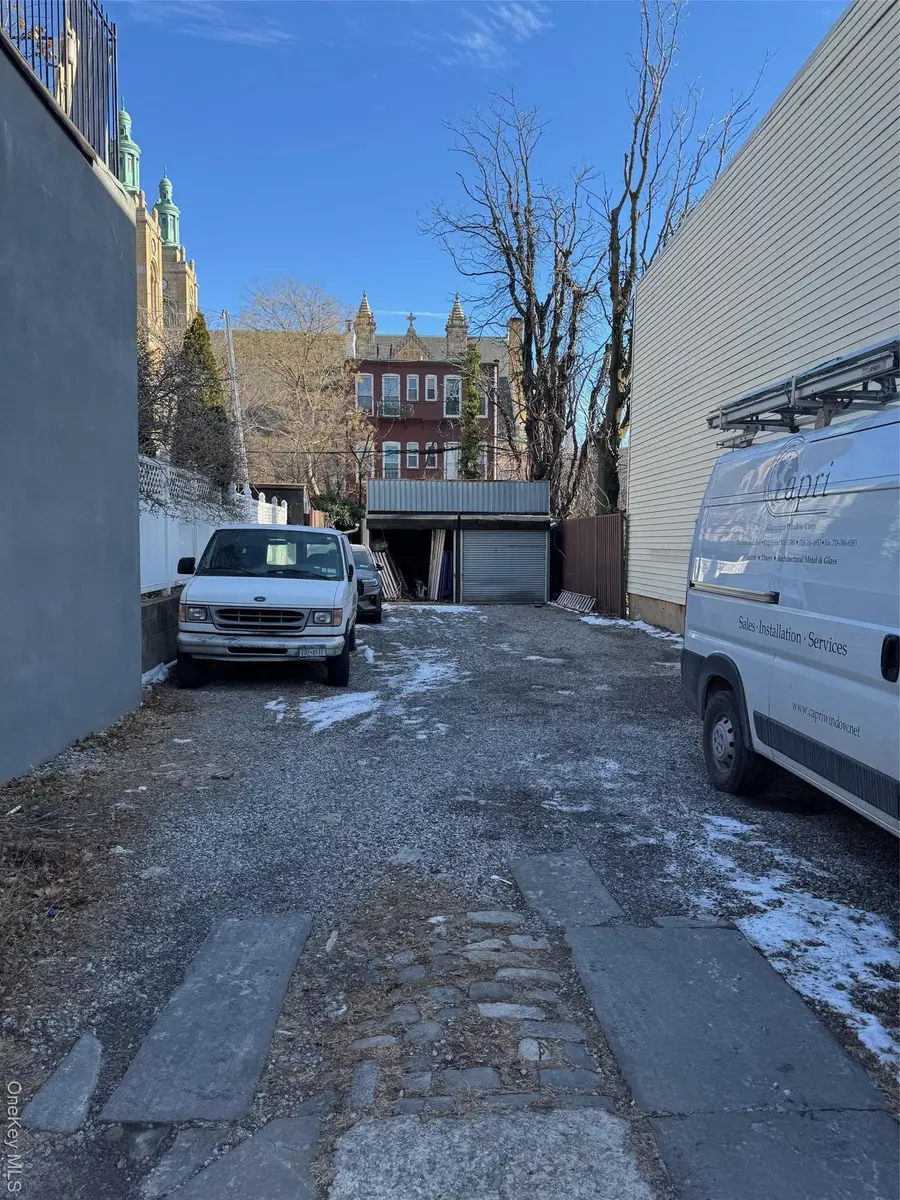 1822 Dekalb Avenue, Ridgewood, NY 11385 - #3