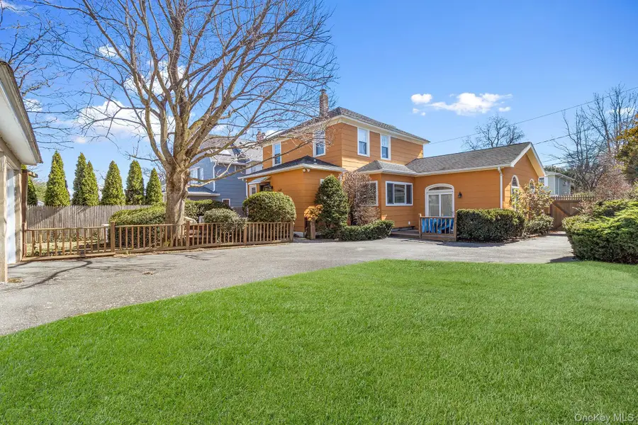 46 Riggs Place, Locust Valley, NY 11560 - #2