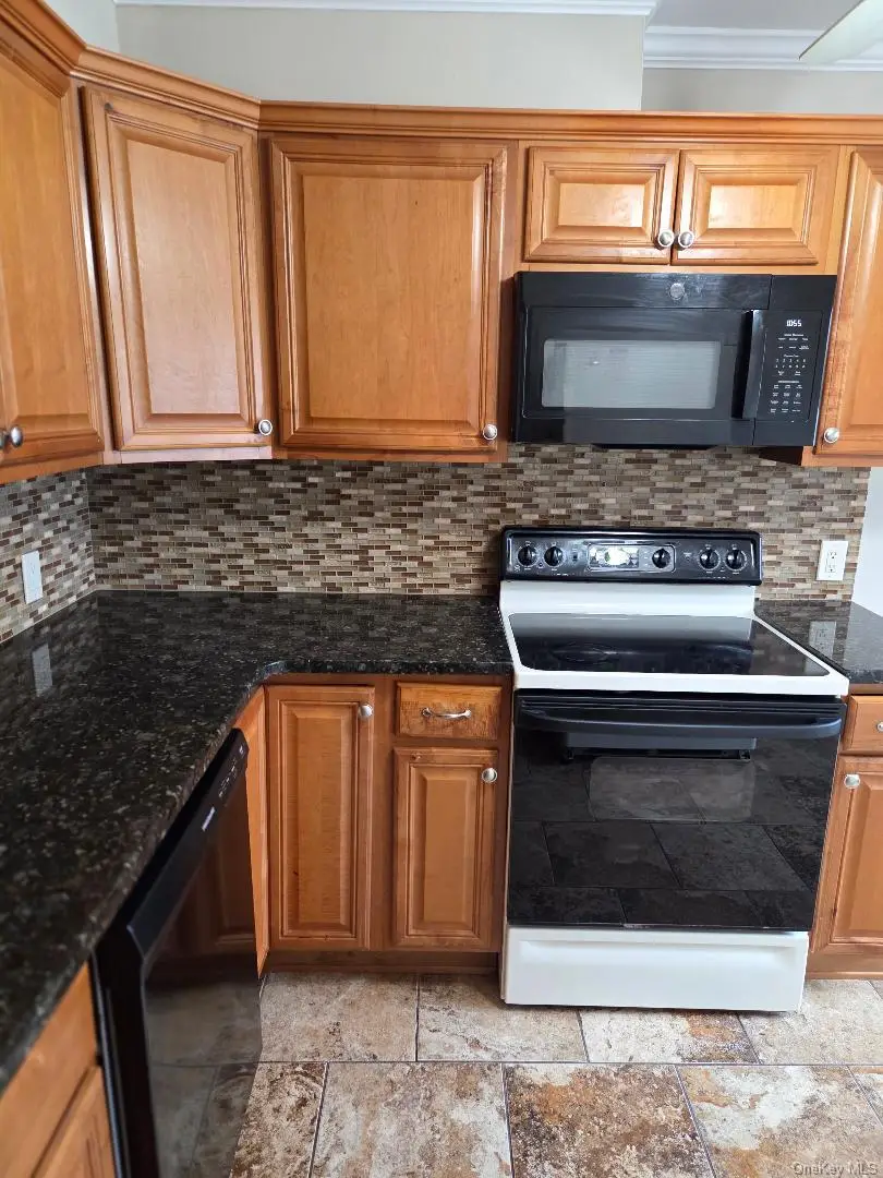 40-171 W 4th Street #171, Patchogue, NY 11772 - #3