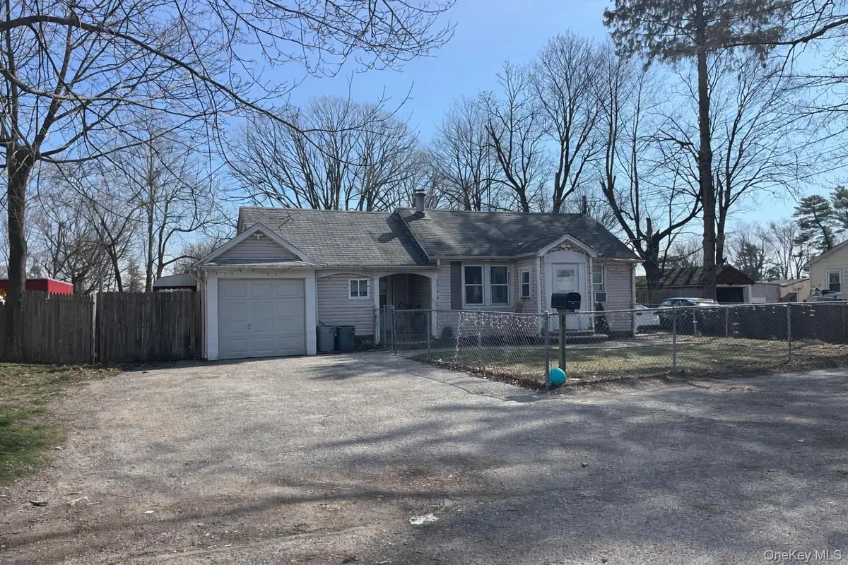 43 Grant Avenue, Brentwood, NY 11717 - #1