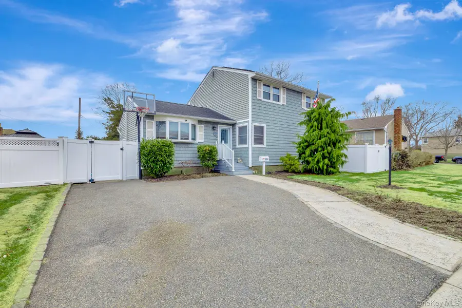 3654 Locust Avenue, Seaford, NY 11783 - #2
