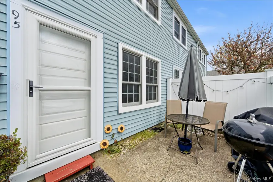 95 Whalers Cove, Babylon, NY 11702 - #3